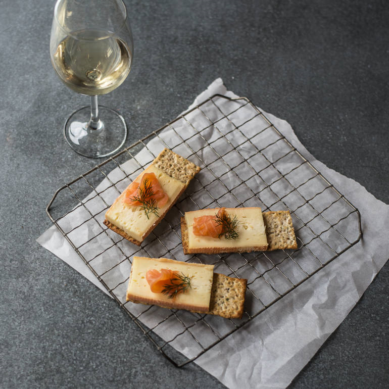 TARTINES DE SAUMON AU MAROILLES