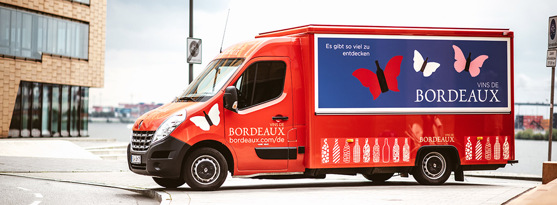 Bordeaux Wein Truck on Tour