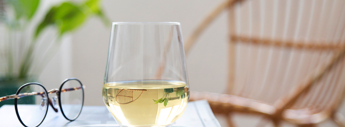Dry white Bordeaux wines to buy now!