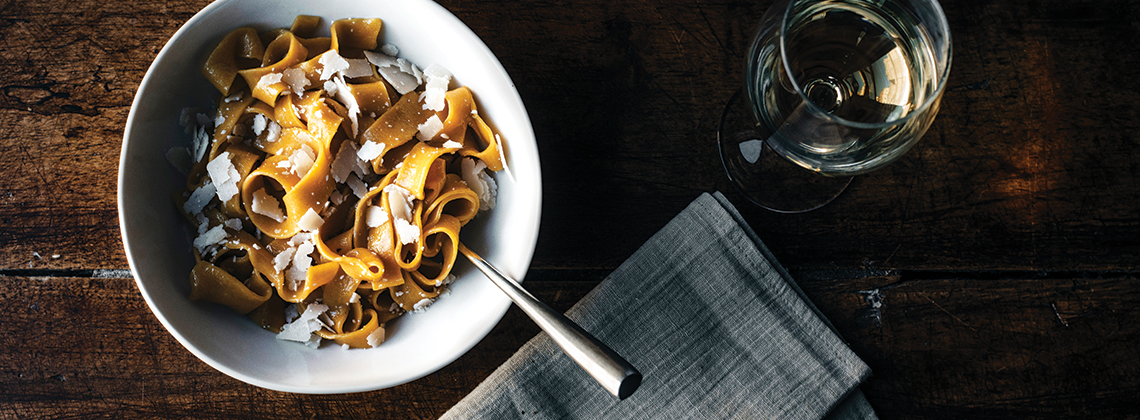 Delicious pumpkin pasta with only two ingredients