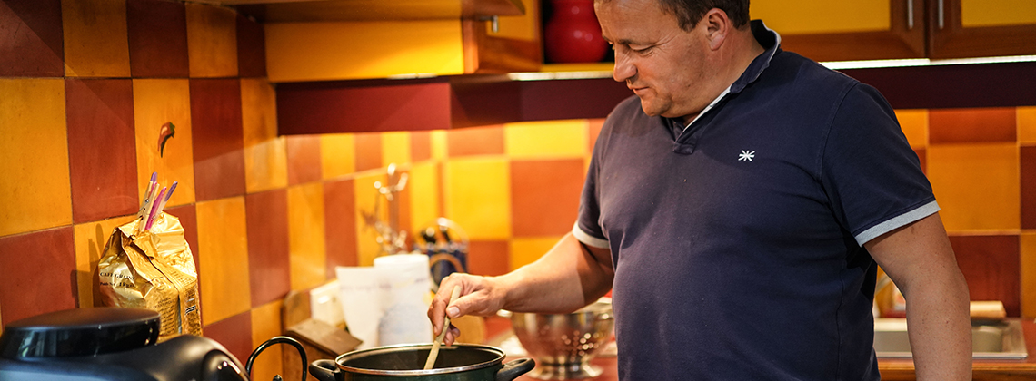 Repas chez un vigneron : les recettes plaisir de Marc Médeville