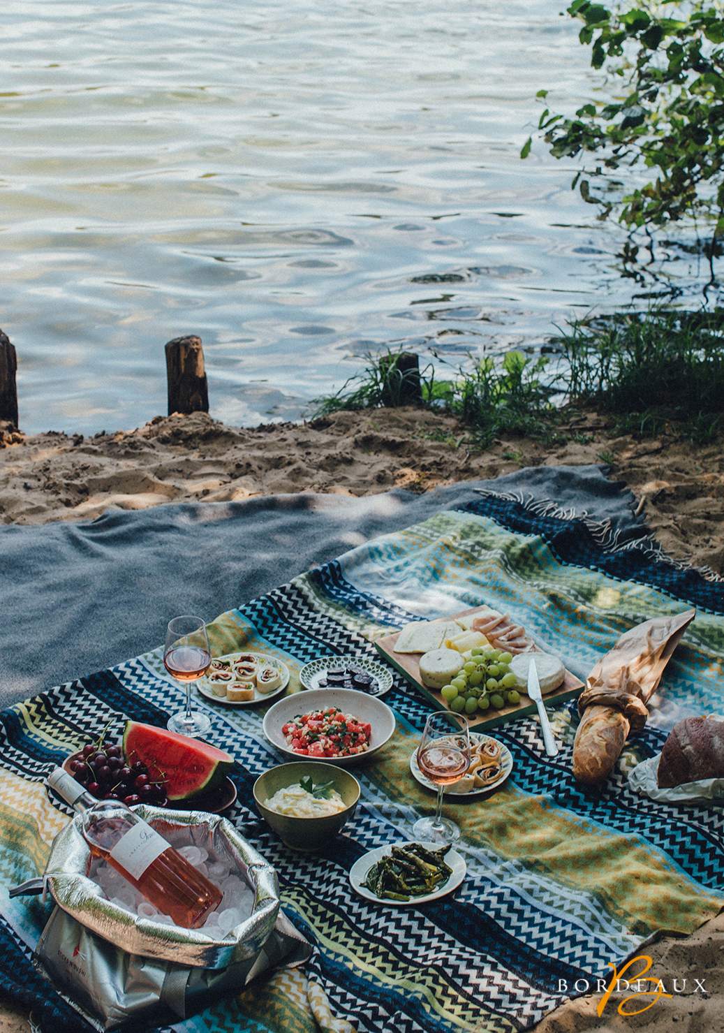 meer water picknick rosé